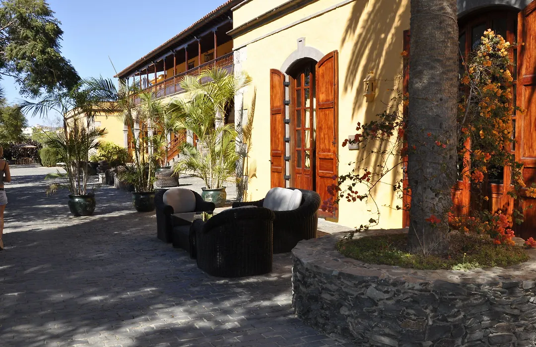 Hotel Rural Hacienda Del Buen Suceso-1