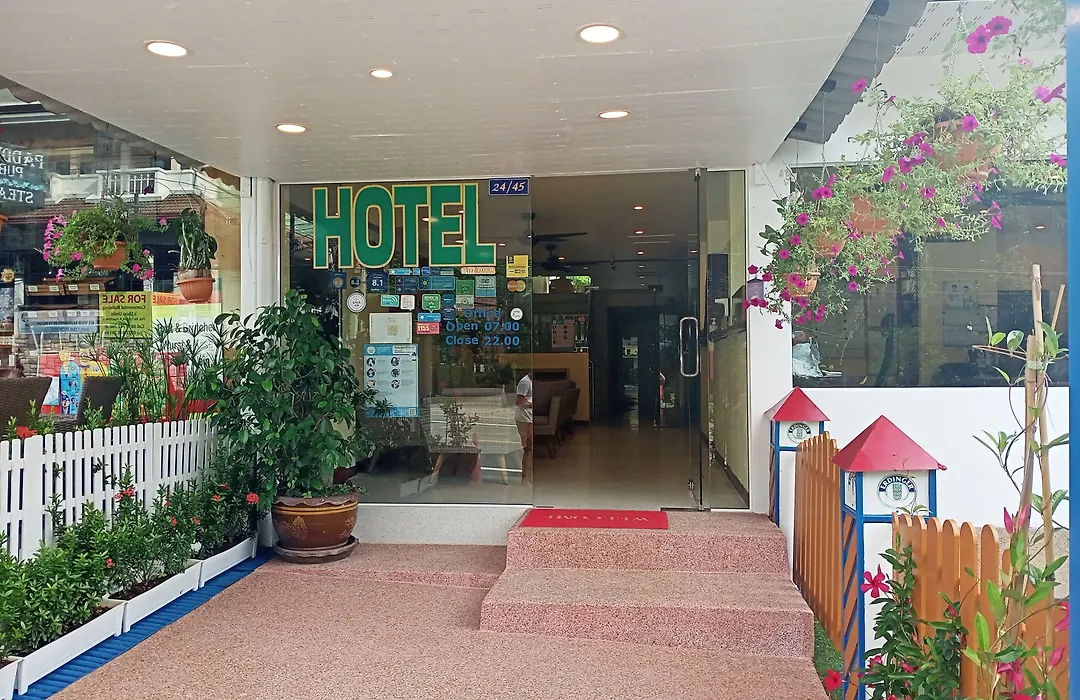 Top Resort-1
