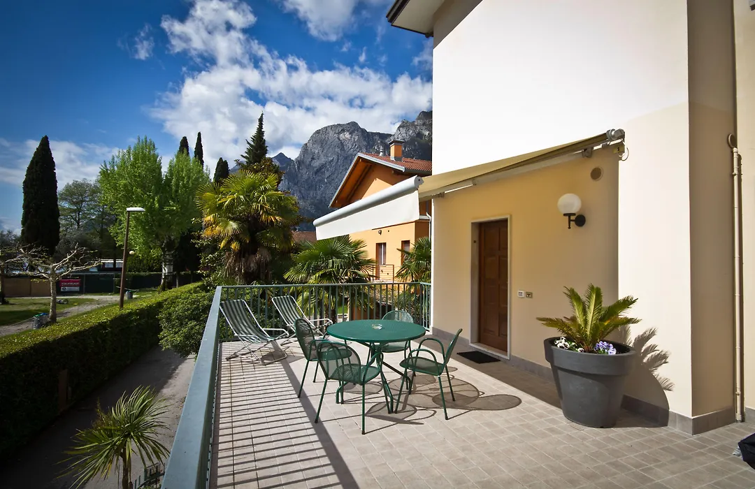 Villa Phoenix - Lake Apartments-1