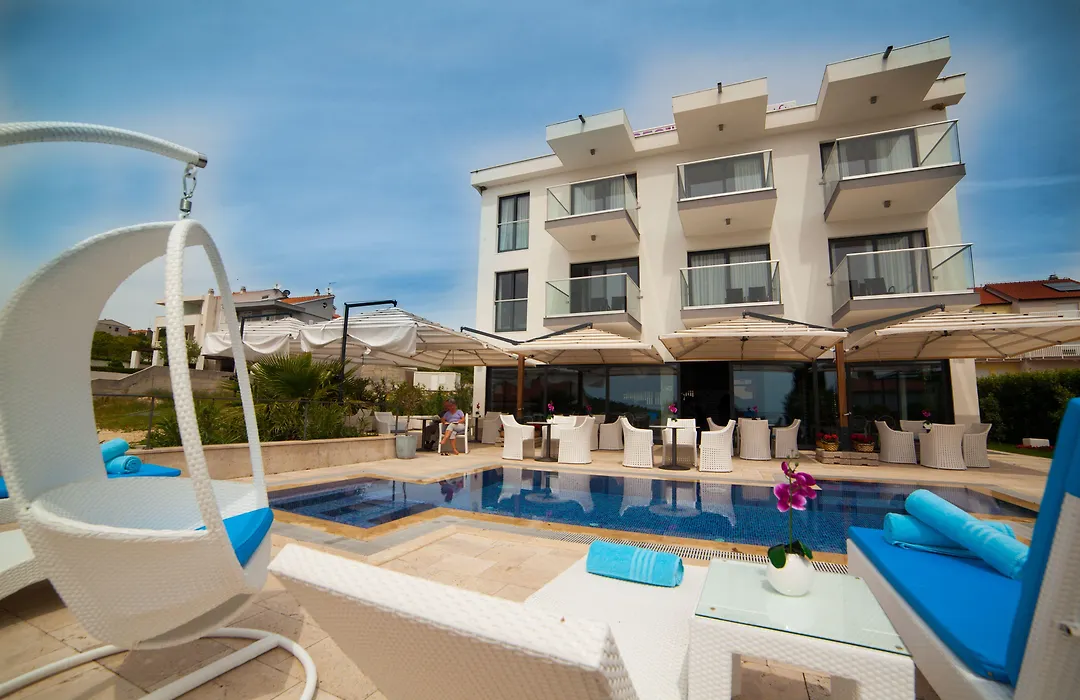 Boutique Hotel Life, Sea, Wellness & Spa-1