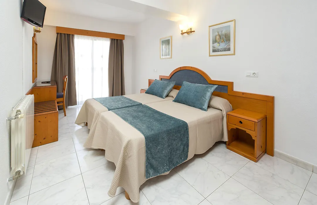 Hostal Marí-1