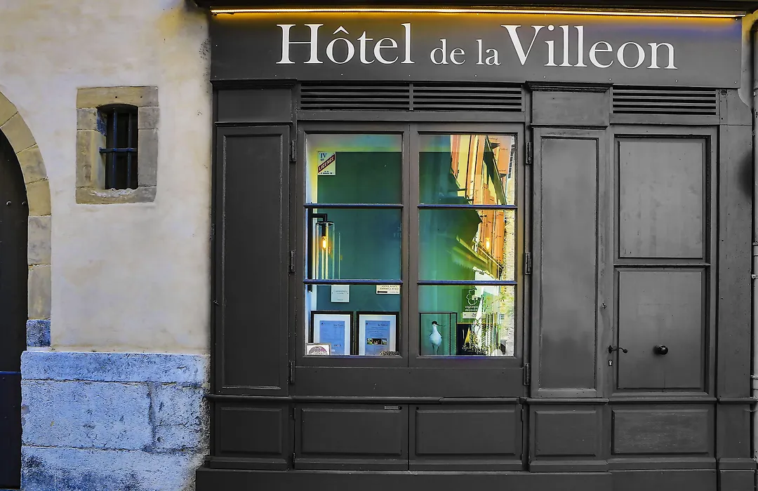 Hotel De La Villeon-1