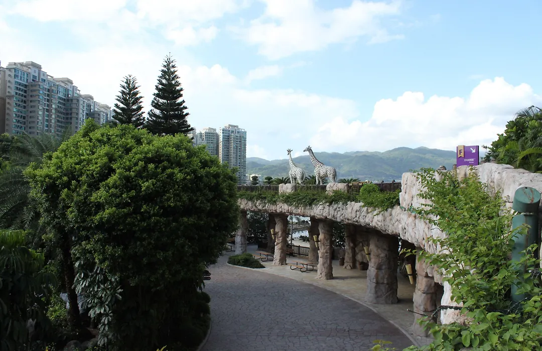 Noah'S Ark Hotel & Resort-1