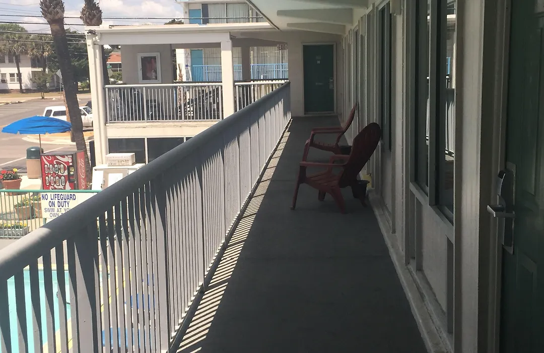 Admiral Motor Inn-1