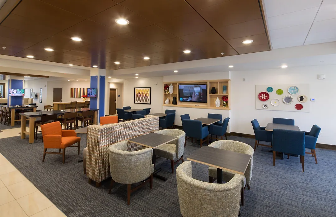 Holiday Inn Express & Suites Port Huron By Ihg-1