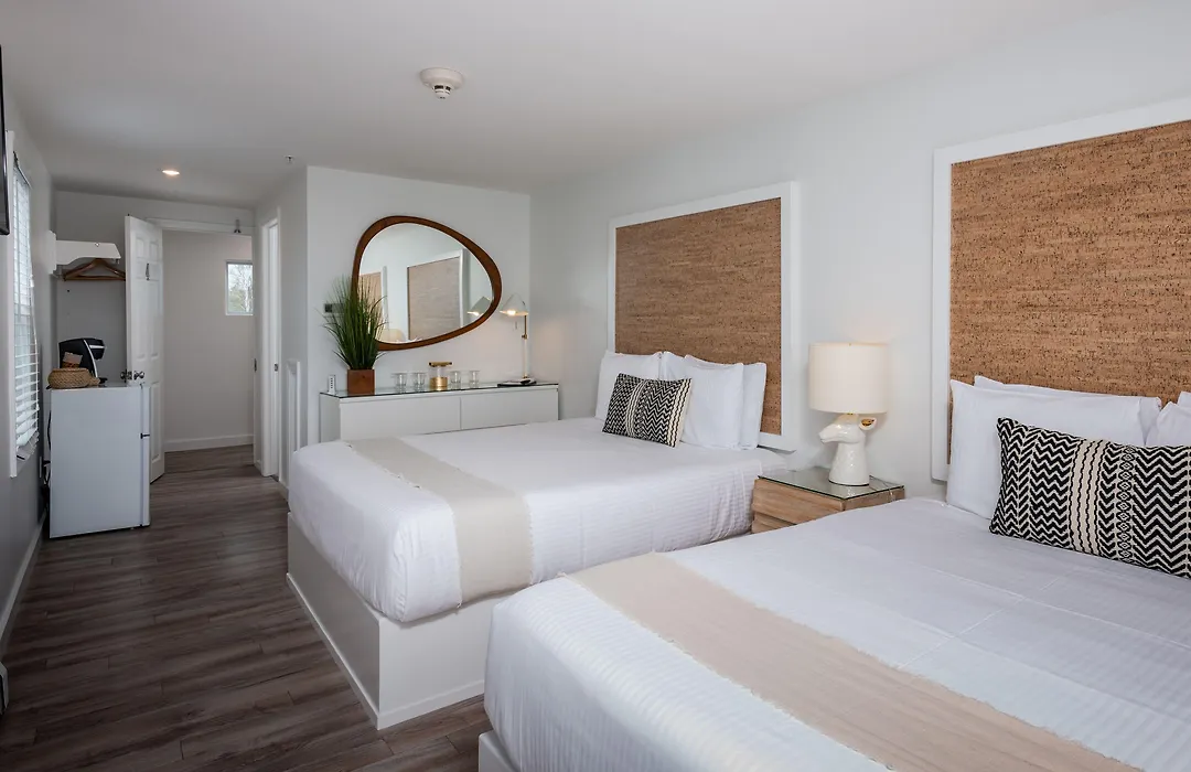 Stones Throw-1