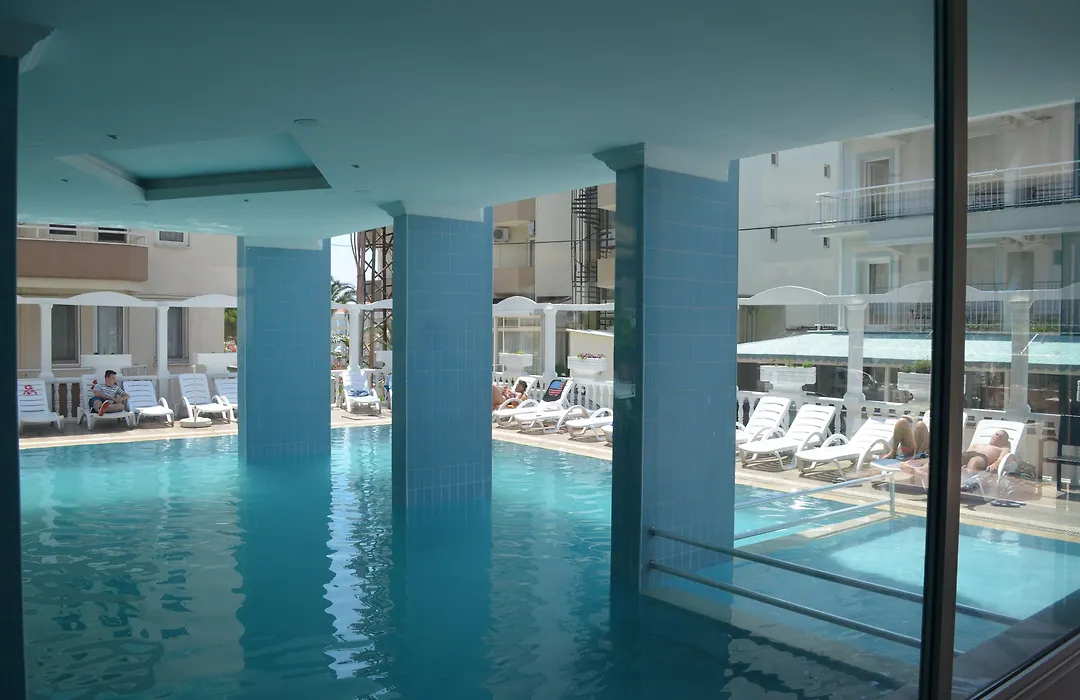 Grand Milano Hotel-1