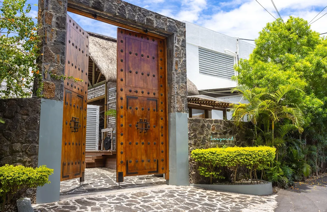 Seapoint Boutique Hotel (Adults Only)-1