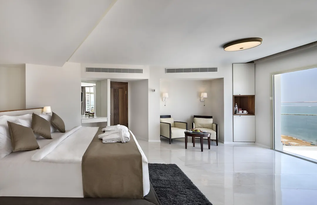 Herbert Samuel Hod Dead Sea Hotel-1