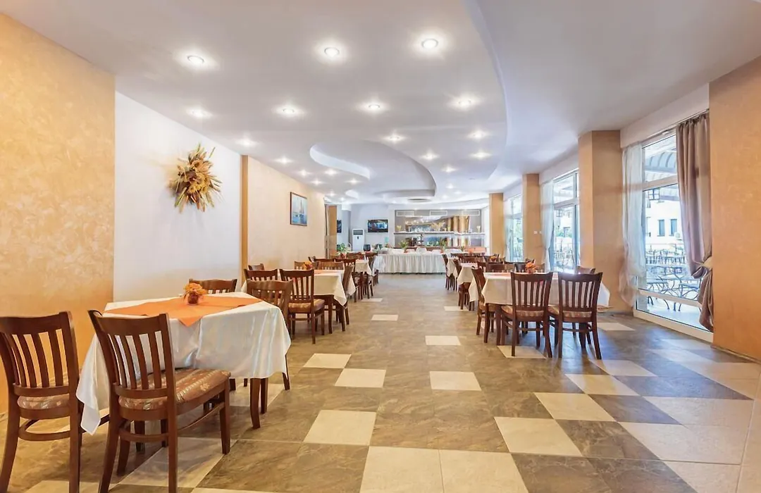 Flagman Hotel-1