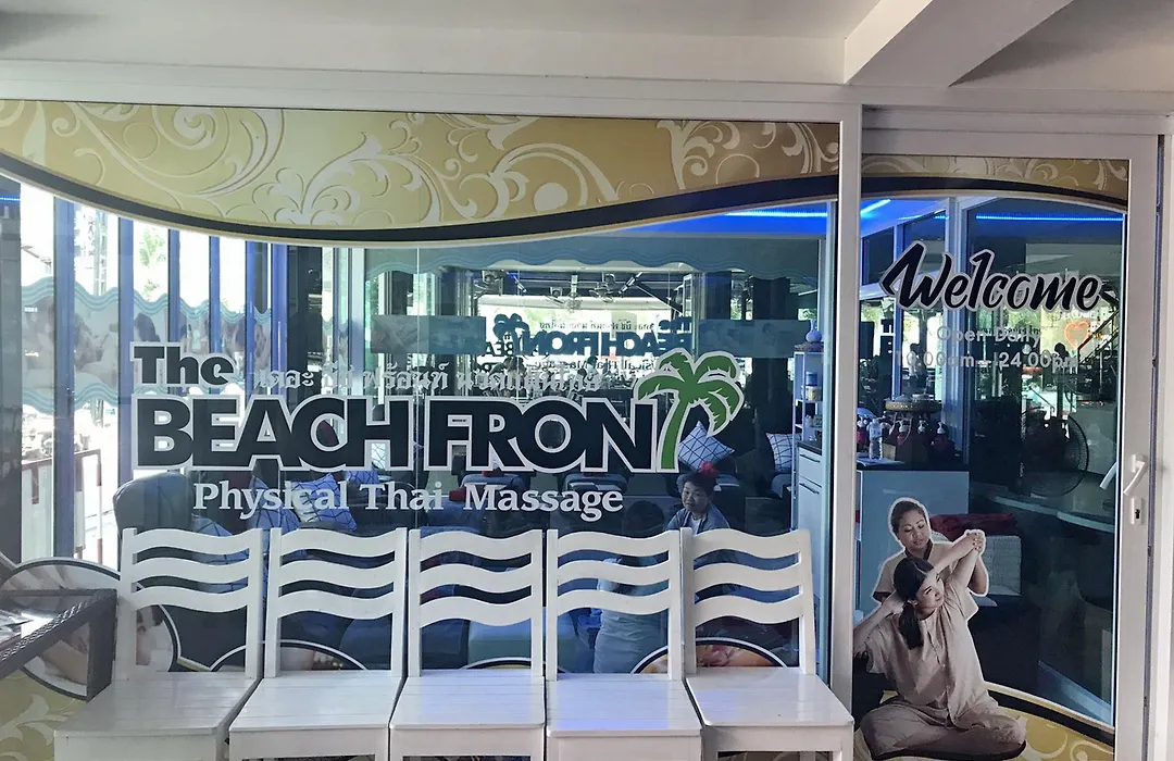 The Beach Front Resort, Pattaya-1