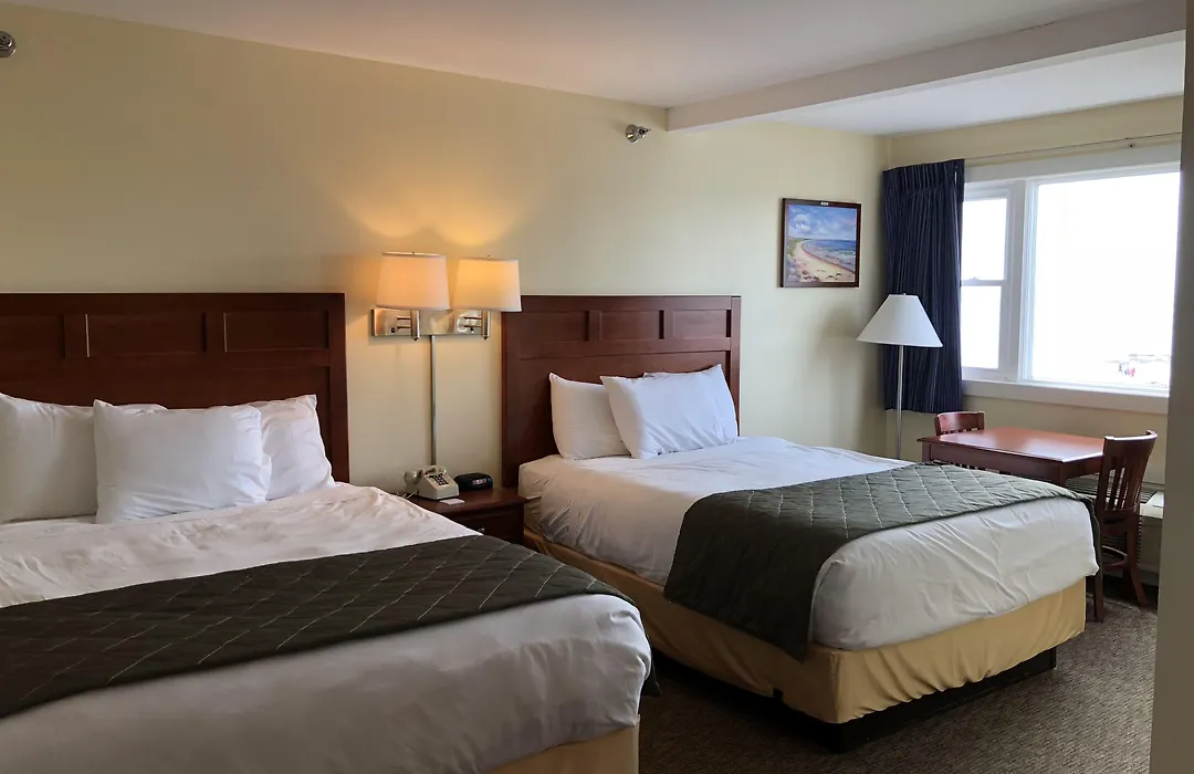 Atlantic Oceanfront Hotel, Wells Beach-1