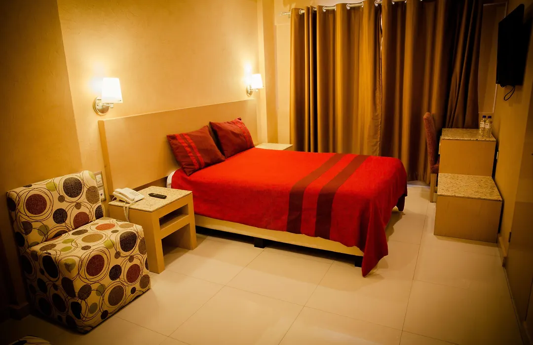 Hotel Grand Reyes-1