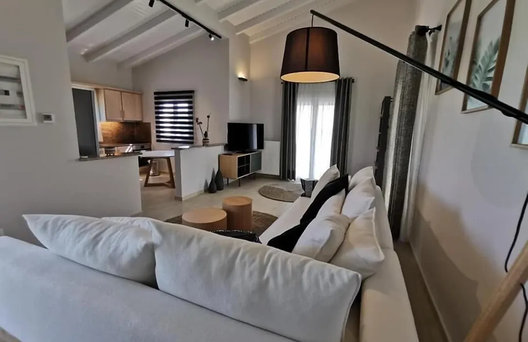 Ionion Beach Apartment Hotel & Spa-1