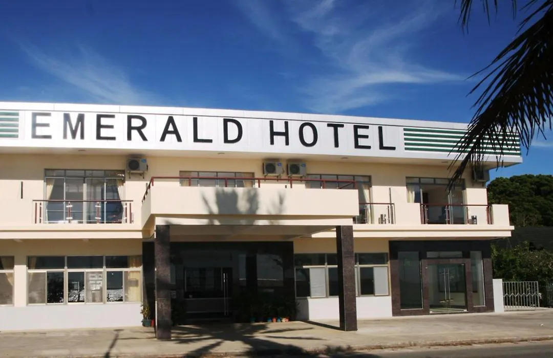 Emerald Hotel & Restaurant-1