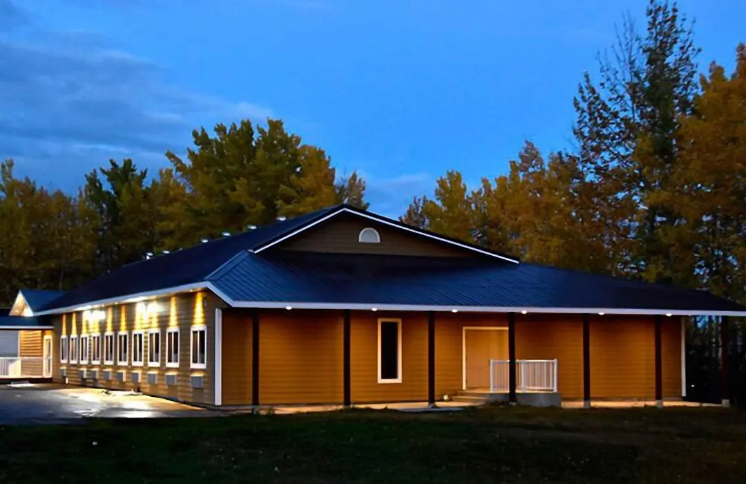 The Lion Inn & Suites-1