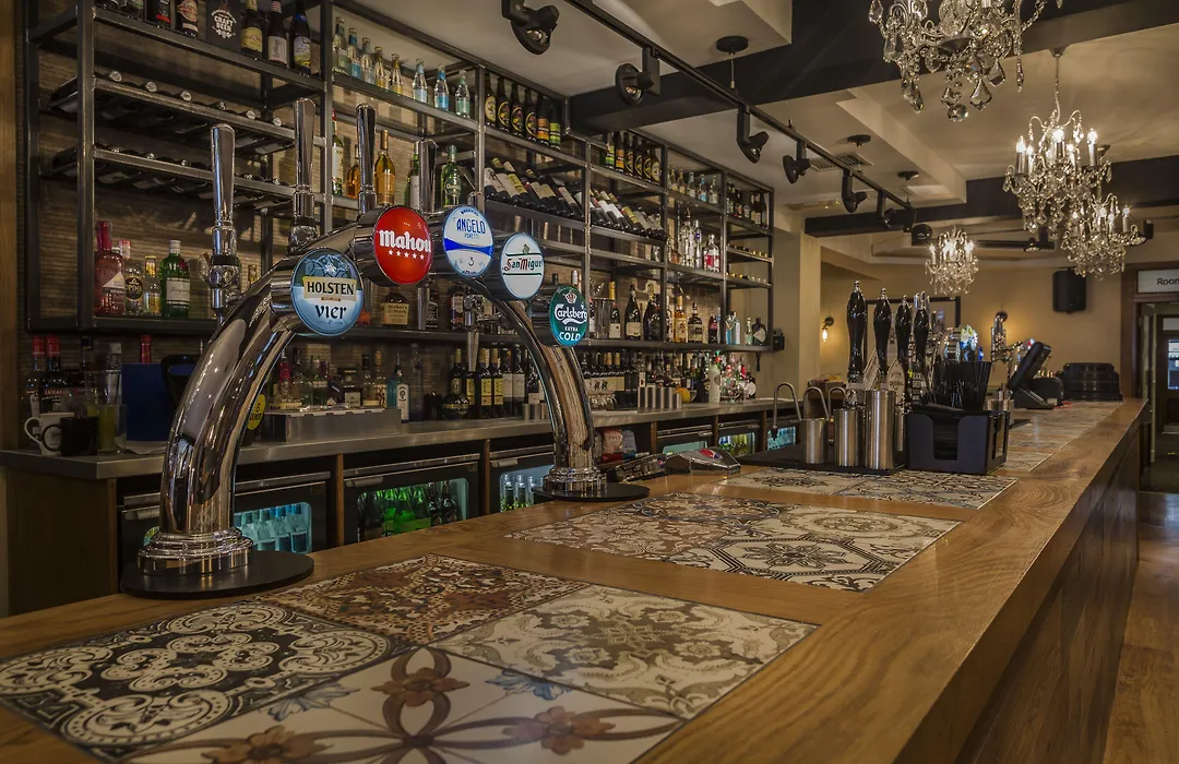 The Golden Lion Hotel, St Ives, Cambridgeshire - The Coaching Inn Group-1