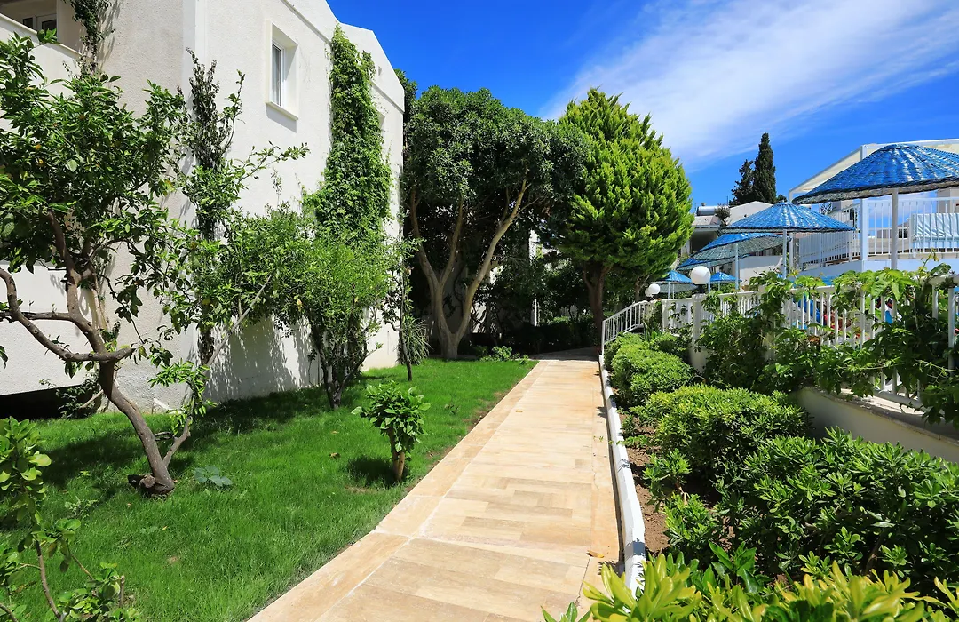 Summer Garden Suites Beach Hotel-1