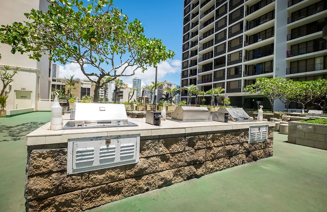 Sweetwater At Waikiki-1