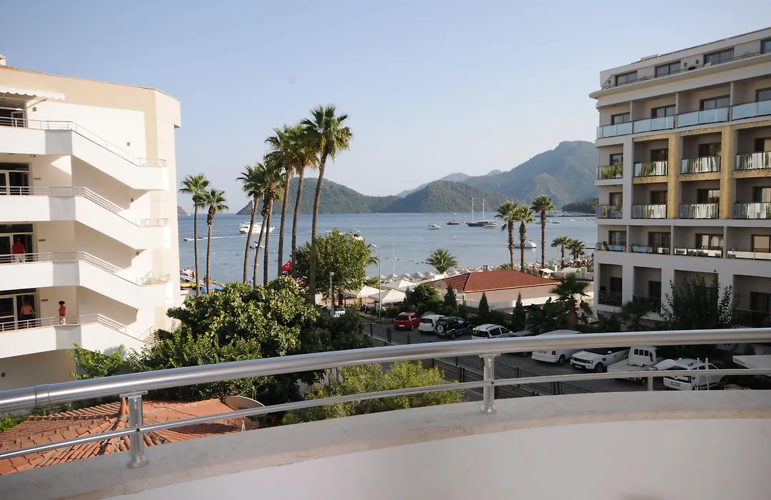 My Dream Hotel-1