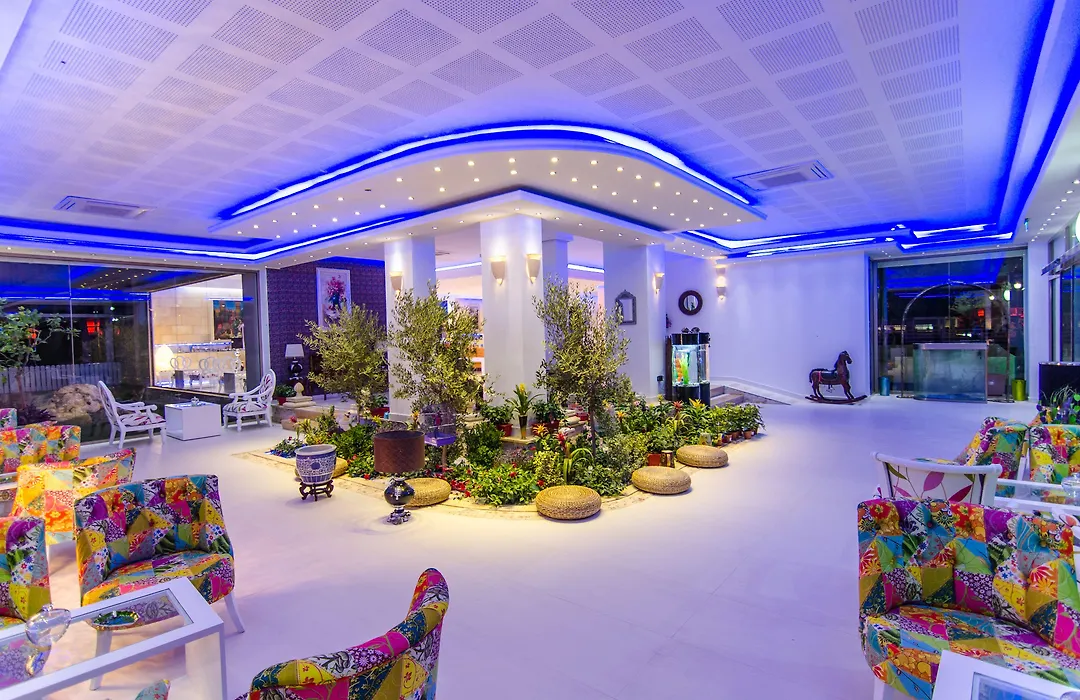 Phoenicia Luxury Hotel-1