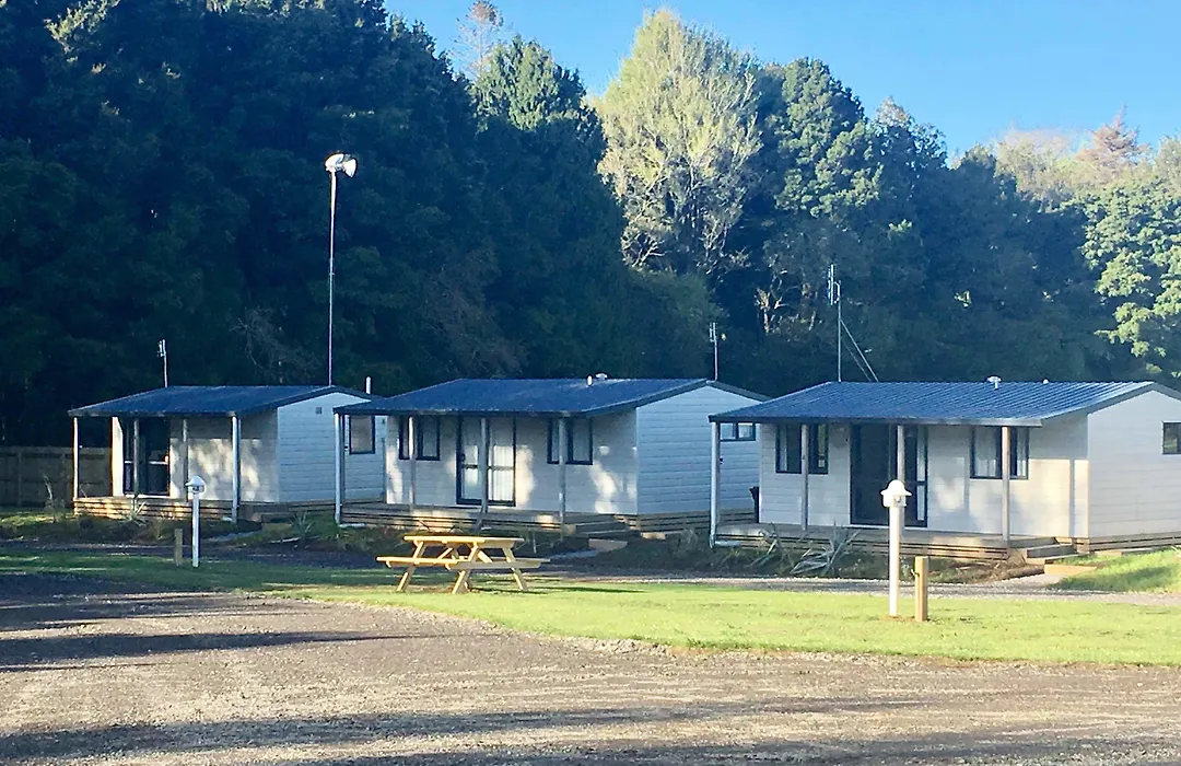 Stratford Motel & Holiday Park-1