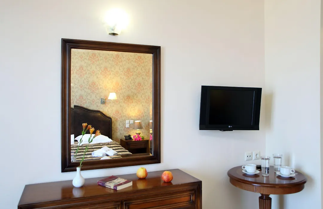 Hotel Tesoro-1