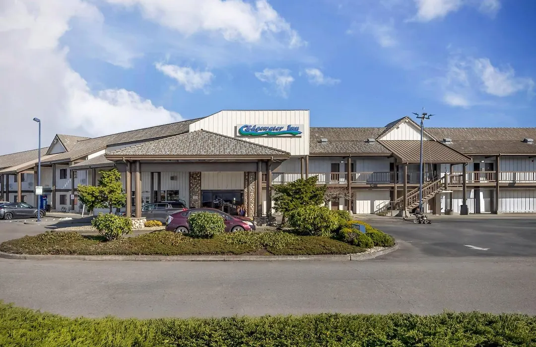 Edgewater Inn And Suites, An Ascend Collection Hotel-1