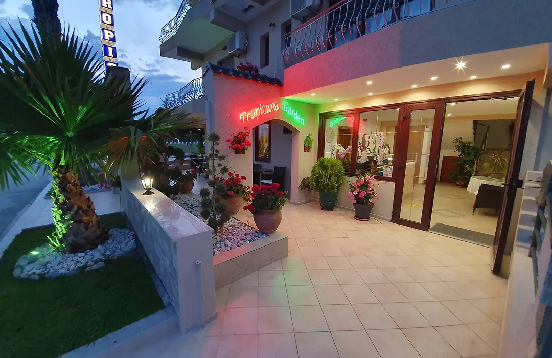 Tropicana-1