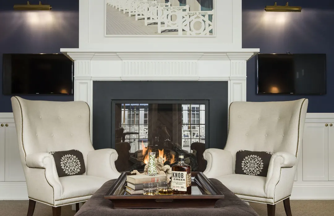 The Quogue Club-1