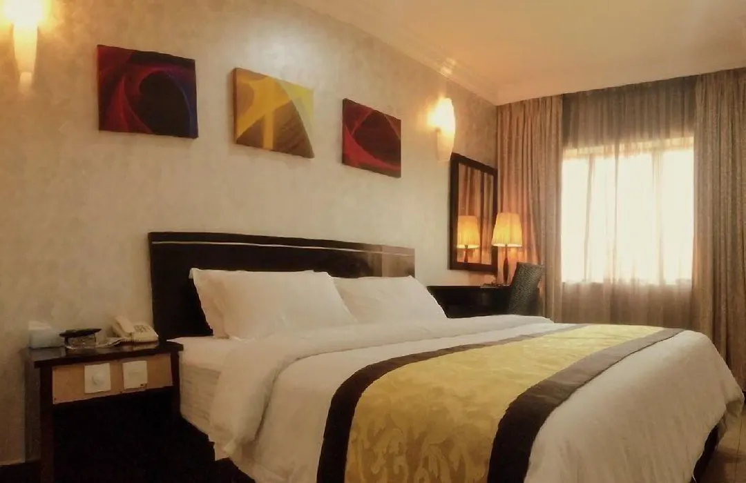 Home 2 Hotel Sdn Bhd-1