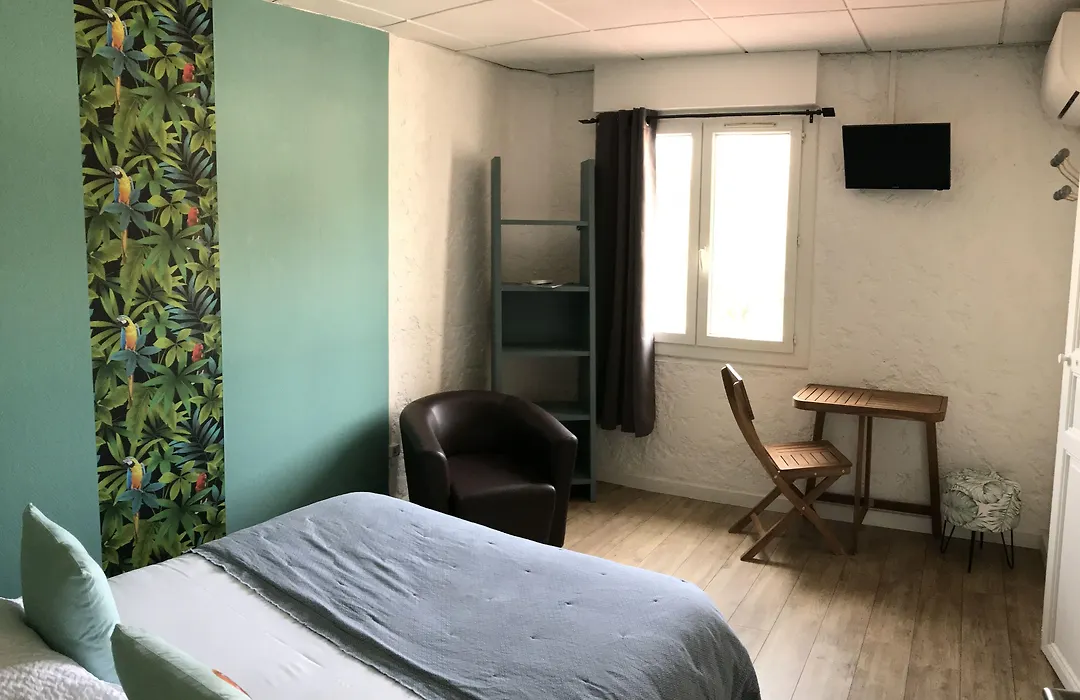 Contact Hotel Le Provence-1