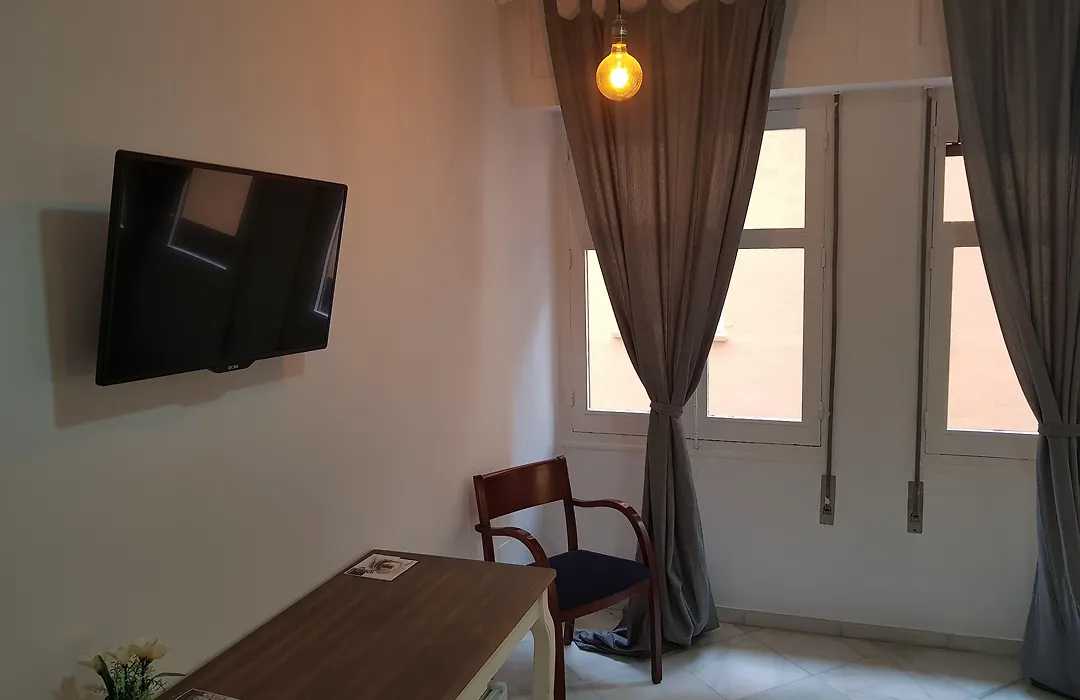 Fan Rooms Duquesa-1