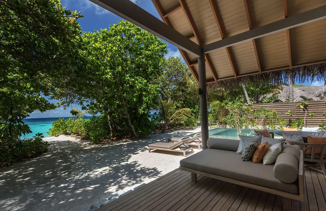 Vakkaru Maldives - Luxury Private Island Resort-1