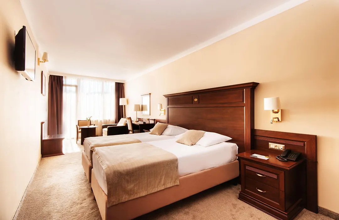 Grand Hotel Neum Wellness & Spa-1