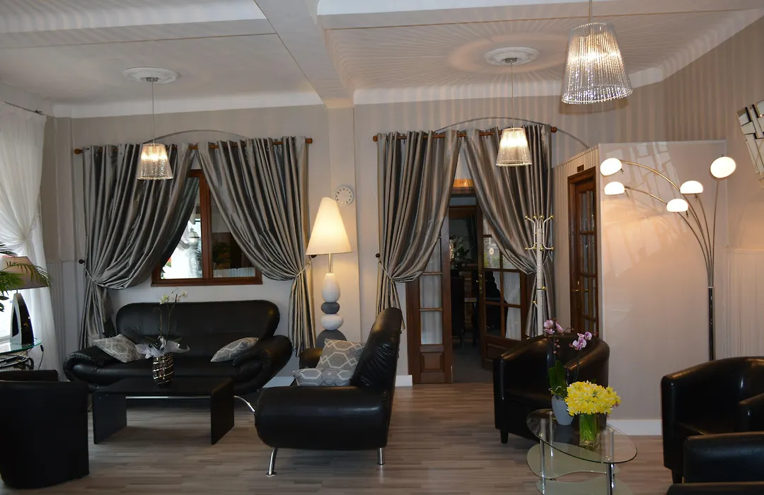 Hotel Le Saint-Yves-1