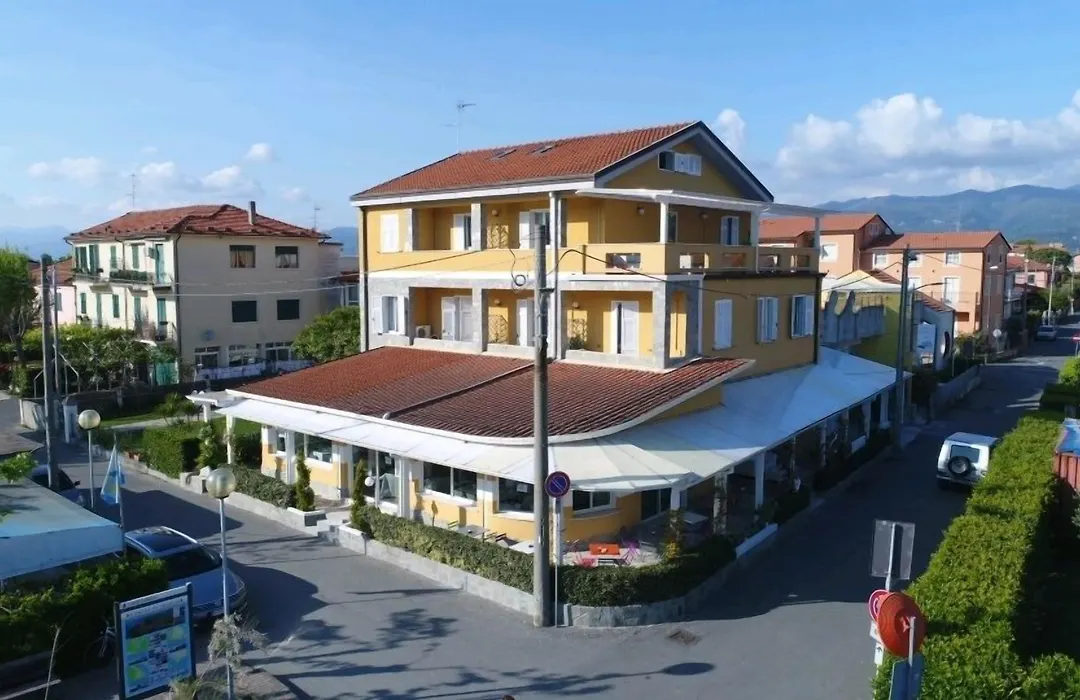 Maison Del Magra-1