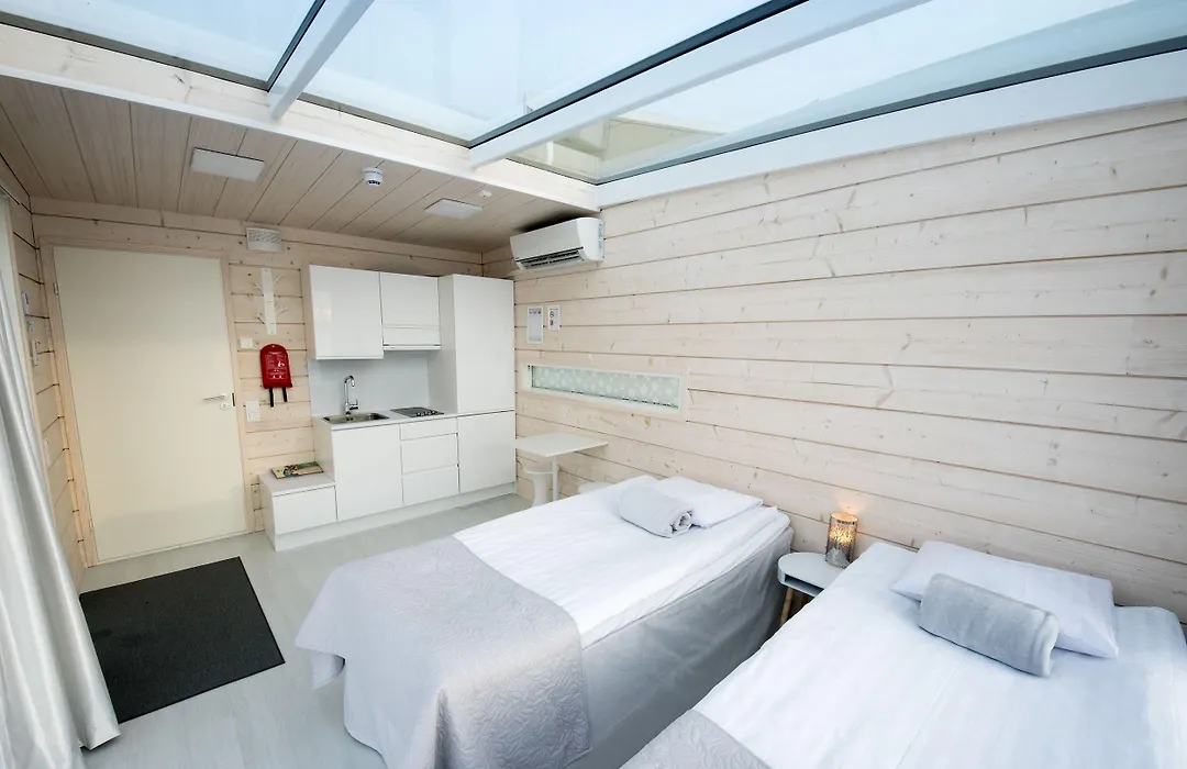 Seaside Glass Villas-1