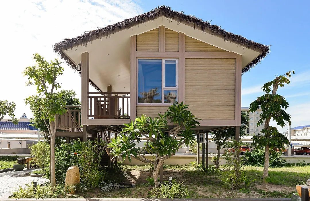 Lan Rung Beach Resort-1