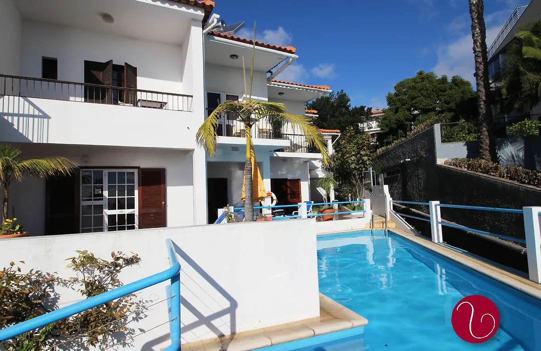 Guesthouse Vila Lusitania-1