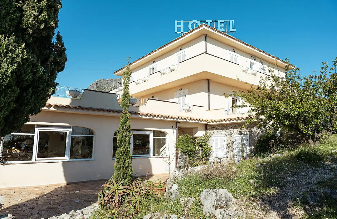 Hotel Belvedere-1