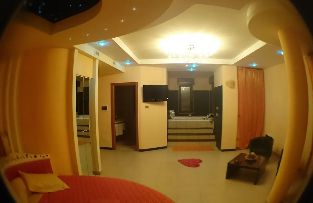 Hotel Sette E Mezzo-1