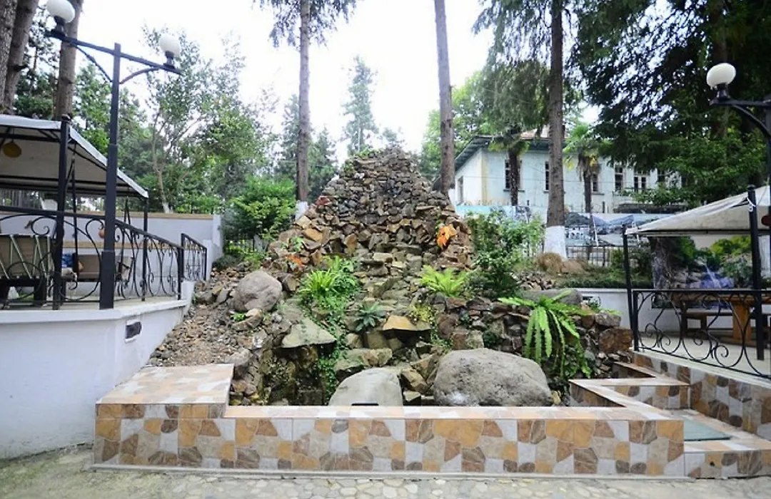 Hulus Hotel-1