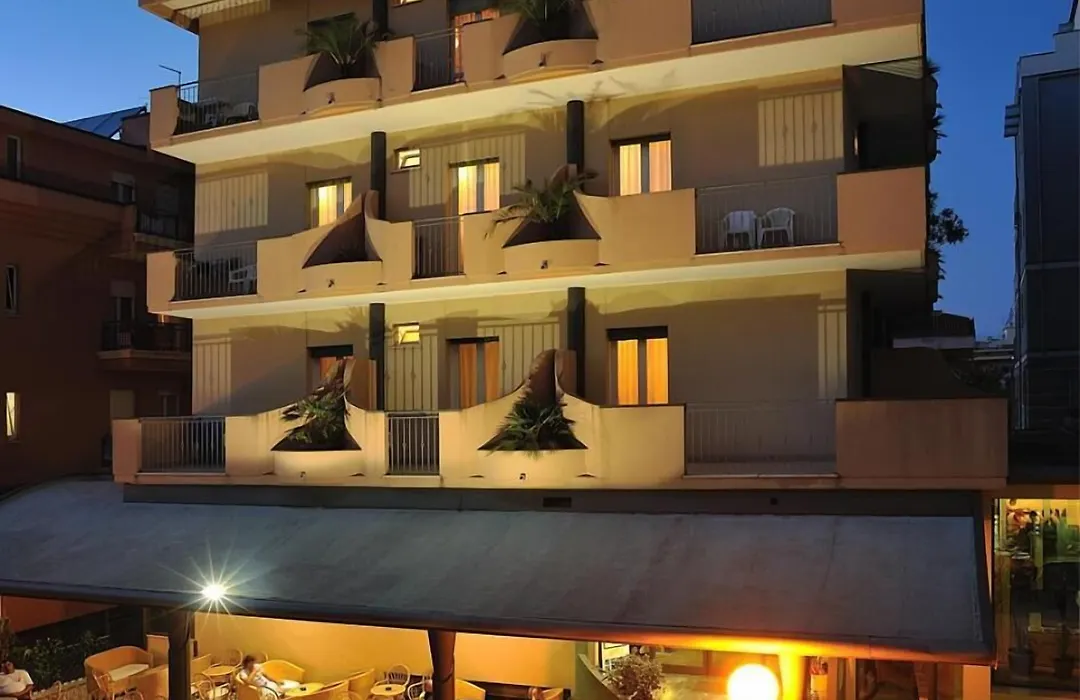 Hotel Aurora-1
