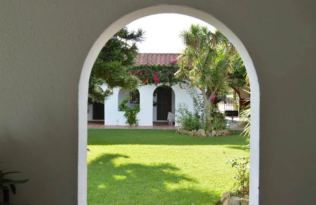 Hostal El Capi-1