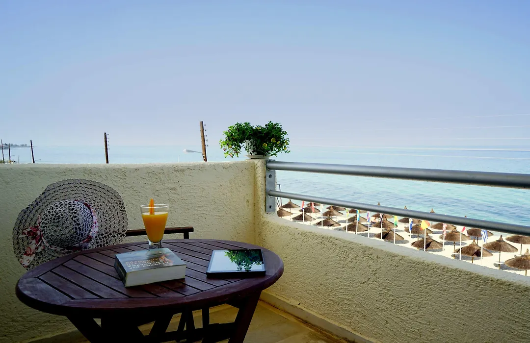 Kokoni Beach Hotel-1