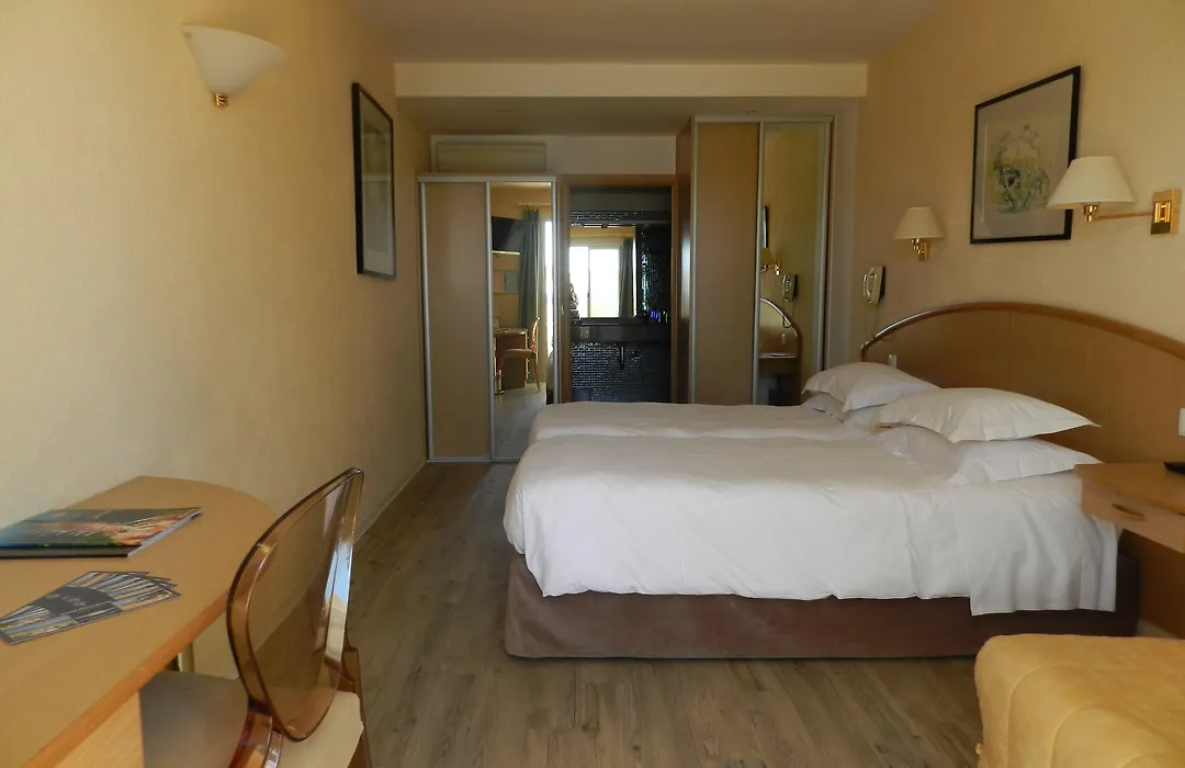 Grand Hotel Moriaz-1