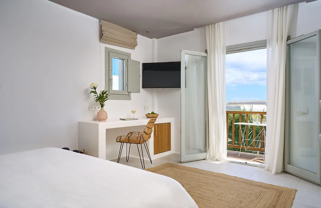 Adorno Beach Hotel And Suites-1