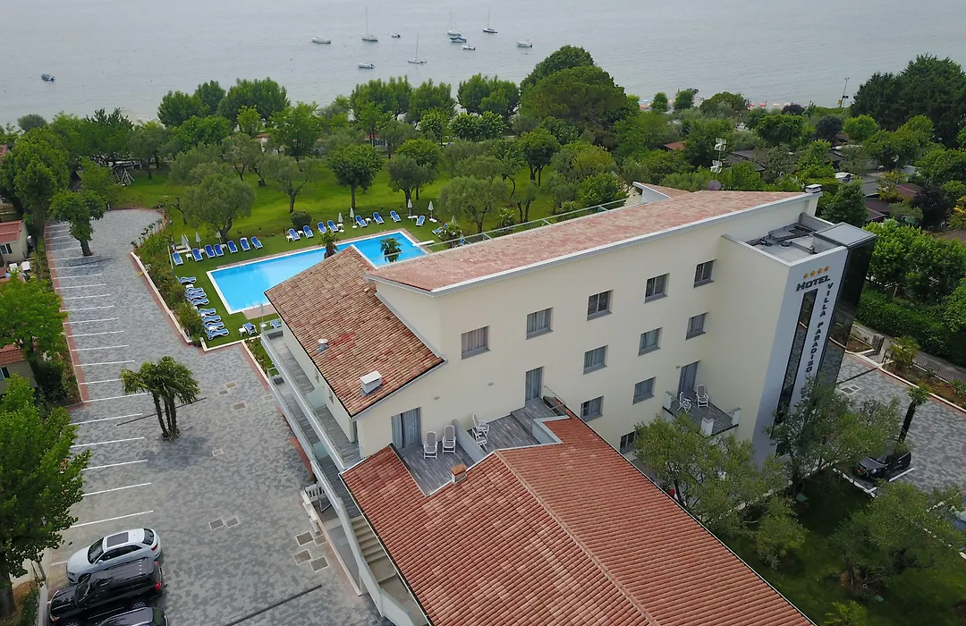 Hotel Villa Paradiso Suite-1