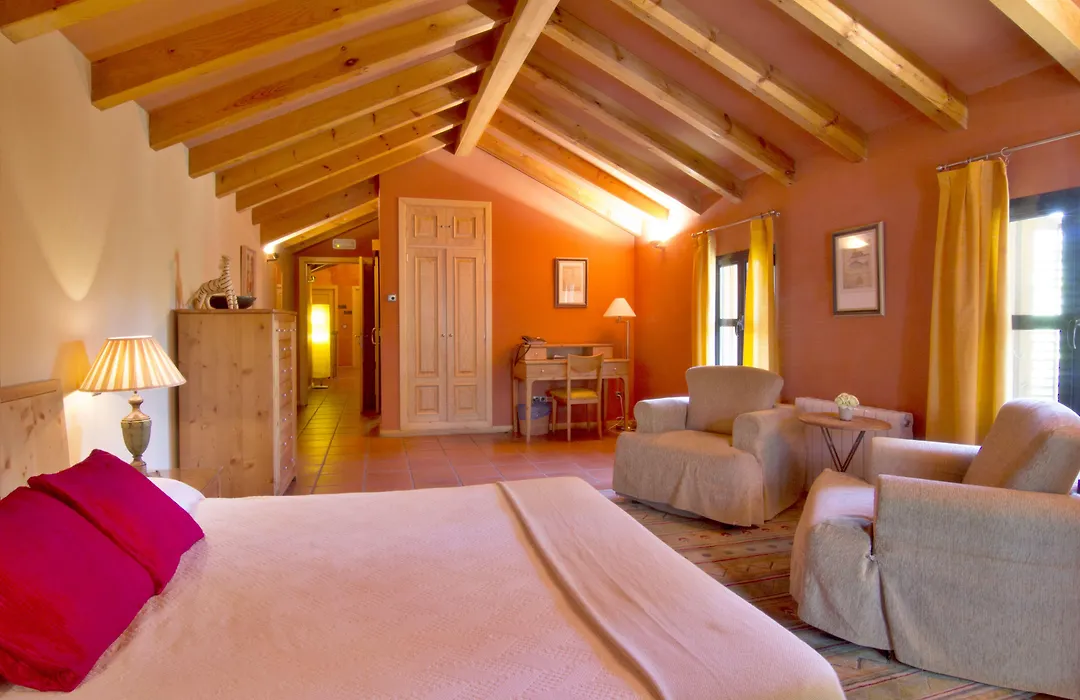 Hotel Sara De Ur-1